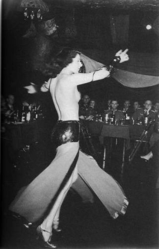 Parisian dancer in front of German officers, 1944